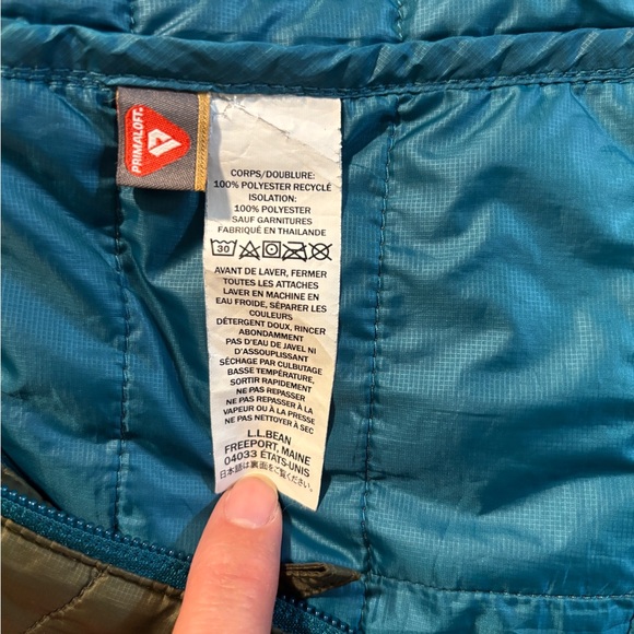 L.L. Bean Lightweight Permaloft Packaway Puffer Jacket in Olive & Teal XL Petite - Picture 5 of 6